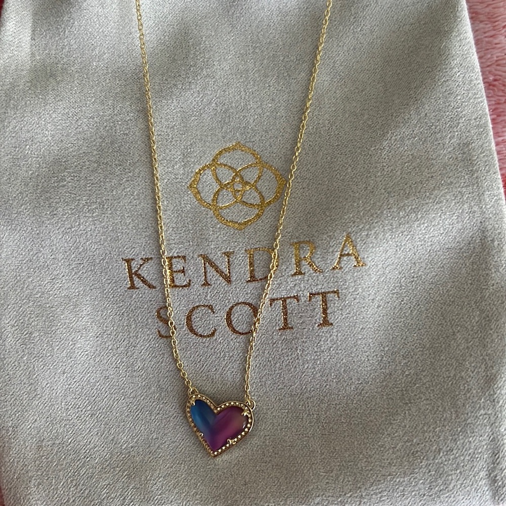 Brand new Kendra Scott necklace